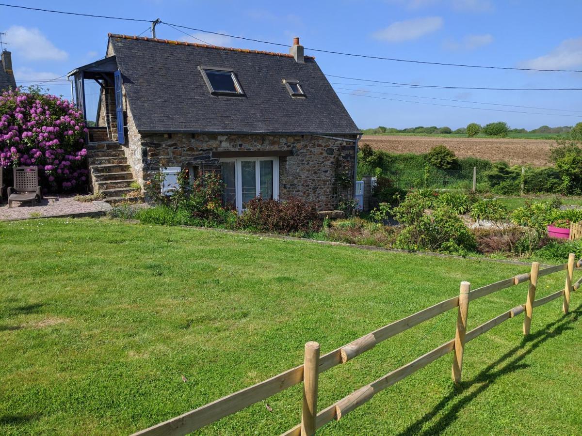 Holiday home Avel Nedeleg Coatreven